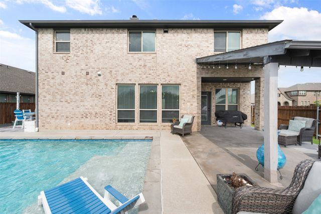 1132 Apple Grove Lane, Waxahachie, TX 75165