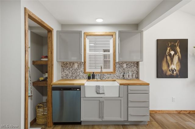 1168 Brentwood Road, Cleveland Heights, OH 44121