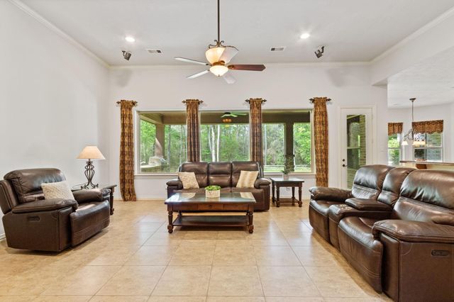 28007 Hickory Court, Magnolia, TX 77355