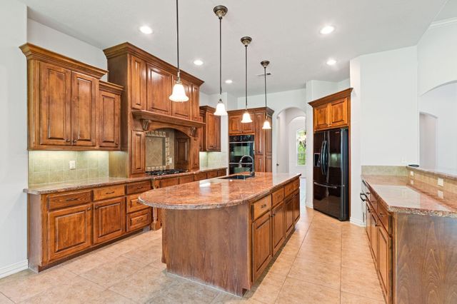 28007 Hickory Court, Magnolia, TX 77355