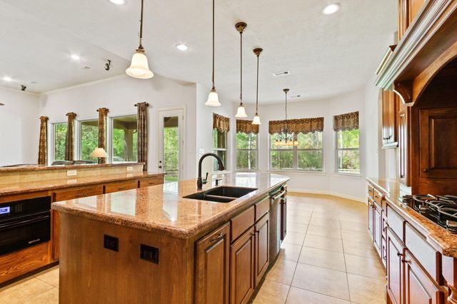 28007 Hickory Court, Magnolia, TX 77355