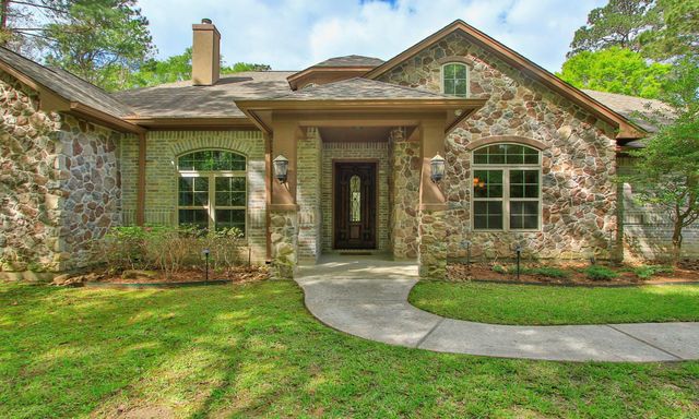 28007 Hickory Court, Magnolia, TX 77355