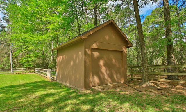 28007 Hickory Court, Magnolia, TX 77355