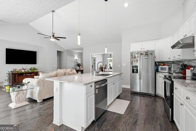 5804 County Court, Buford, GA 30518