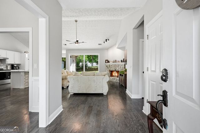 5804 County Court, Buford, GA 30518