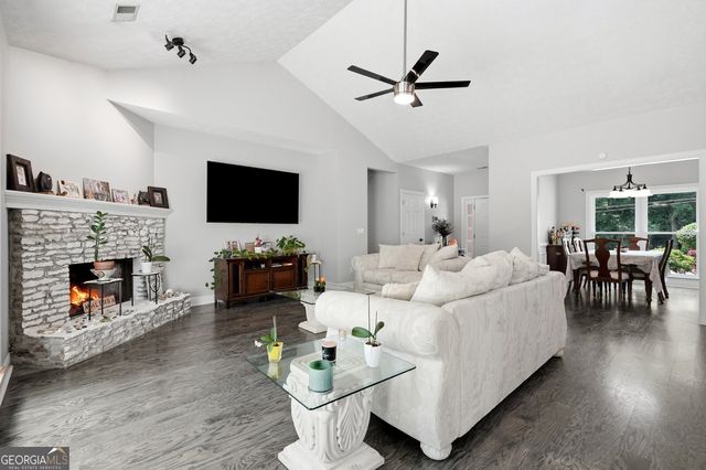 5804 County Court, Buford, GA 30518