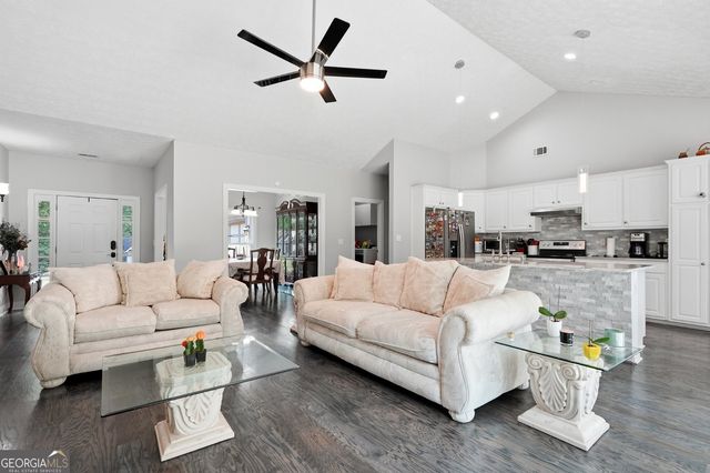 5804 County Court, Buford, GA 30518