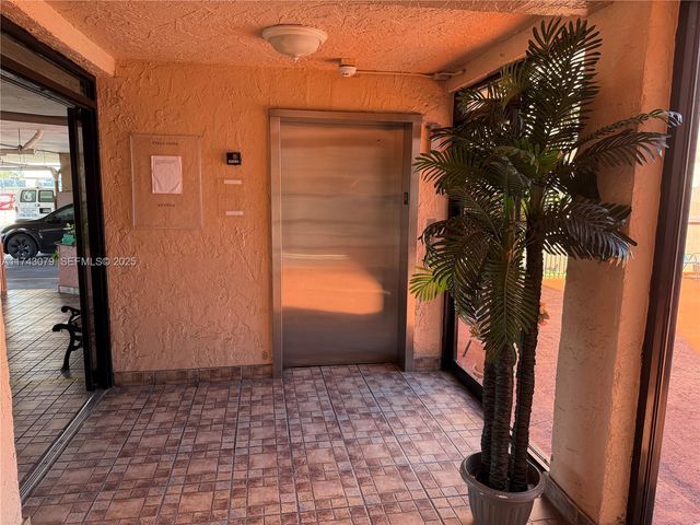 6175 W 20th Avenue 205, Hialeah, FL 33012