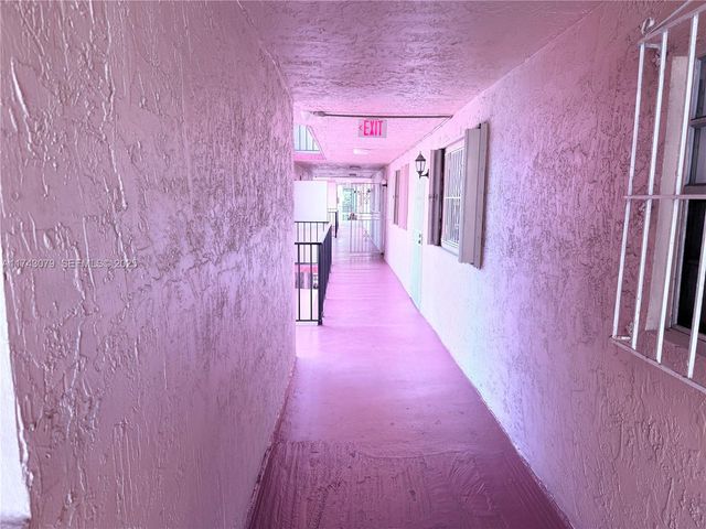 6175 W 20th Avenue 205, Hialeah, FL 33012