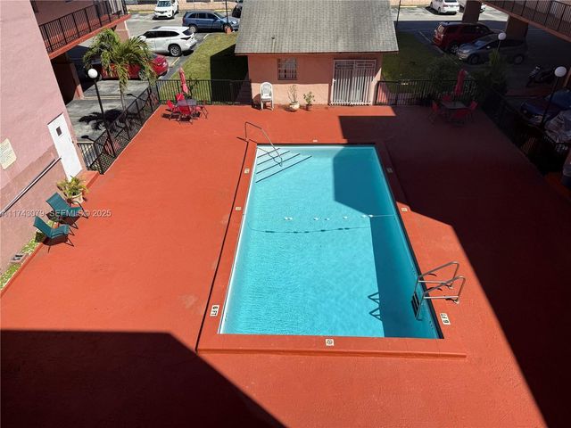 6175 W 20th Avenue 205, Hialeah, FL 33012