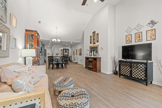 136 Queens Cove Pl Unit B, Myrtle Beach, SC 29579