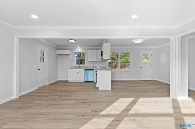 2822 Cora Hill Avenue, Huntsville, AL 35810