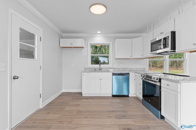 2822 Cora Hill Avenue, Huntsville, AL 35810