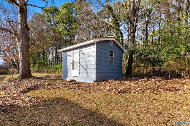 2822 Cora Hill Avenue, Huntsville, AL 35810