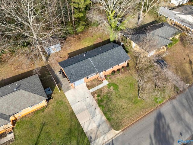 2822 Cora Hill Avenue, Huntsville, AL 35810