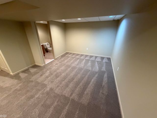 14715 Holly Ct Court 62, Shelby Twp, MI 48315