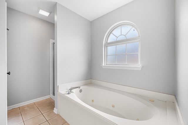 53 Country Village Cir, Cabot, AR 72023