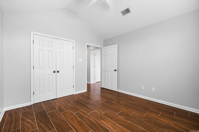 53 Country Village Cir, Cabot, AR 72023