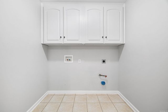 53 Country Village Cir, Cabot, AR 72023