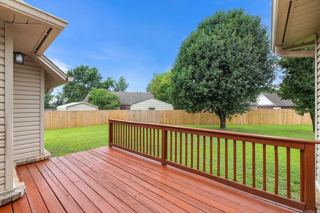 53 Country Village Cir, Cabot, AR 72023