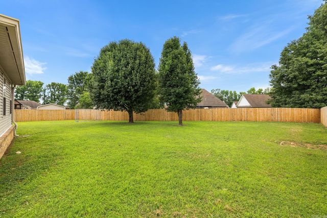 53 Country Village Cir, Cabot, AR 72023