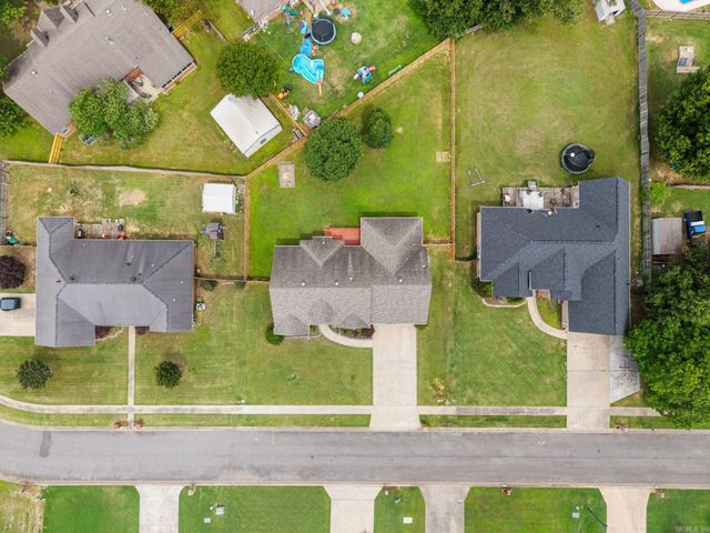 53 Country Village Cir, Cabot, AR 72023