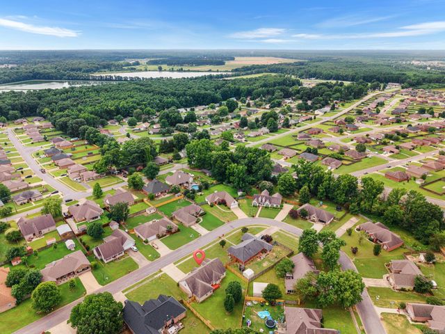 53 Country Village Cir, Cabot, AR 72023