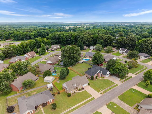 53 Country Village Cir, Cabot, AR 72023