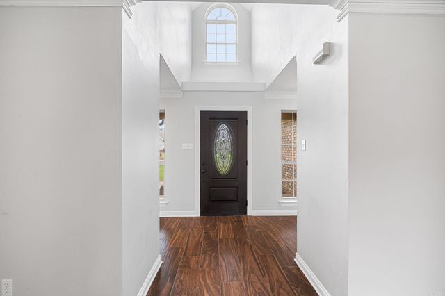 53 Country Village Cir, Cabot, AR 72023