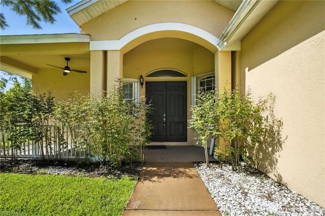 3280 25th AVE SW, Naples, FL 34117