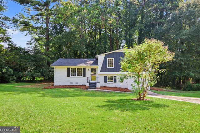 6200 Auburn Drive, Riverdale, GA 30296