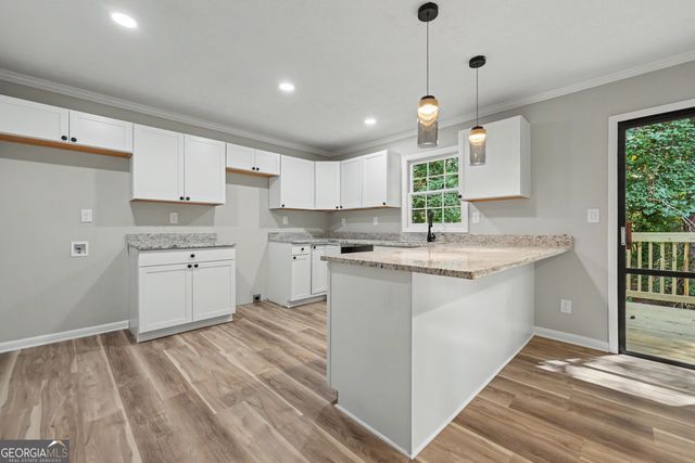 6200 Auburn Drive, Riverdale, GA 30296