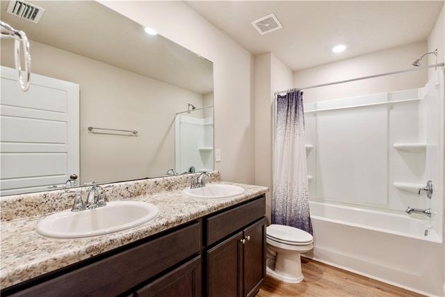 8120 Fairview Court, Semmes, AL 36575