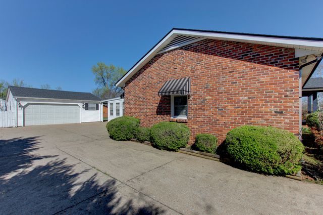 125 Vaughn St, La Vergne, TN 37086