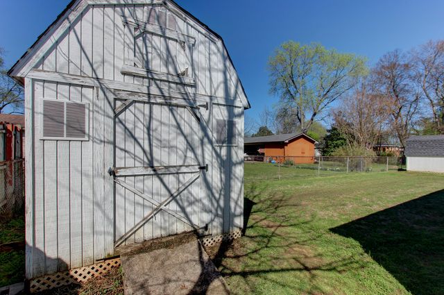 125 Vaughn St, La Vergne, TN 37086