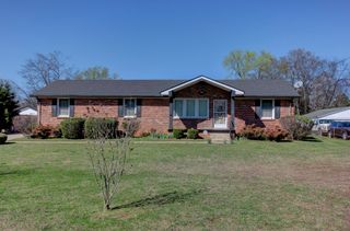 125 Vaughn St, La Vergne, TN 37086