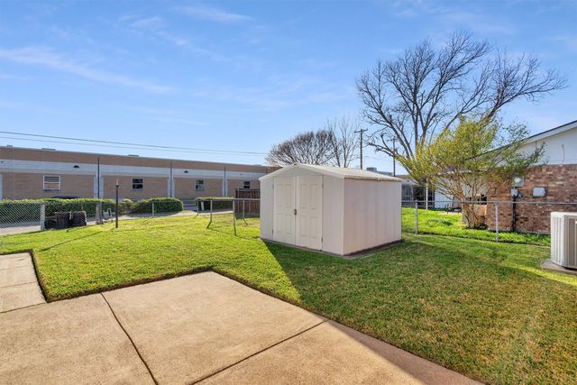 4801 Preston Trail Drive, Mesquite, TX 75150