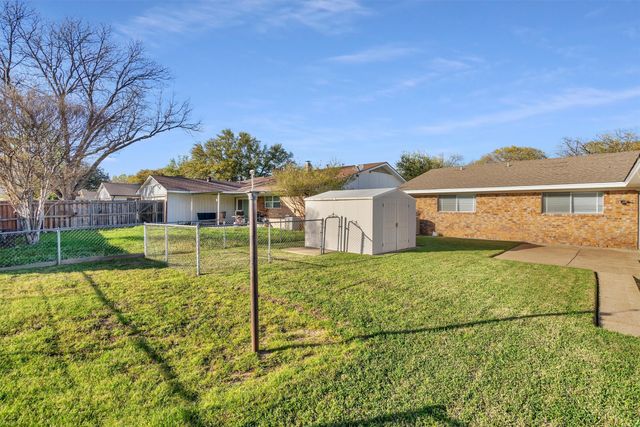 4801 Preston Trail Drive, Mesquite, TX 75150