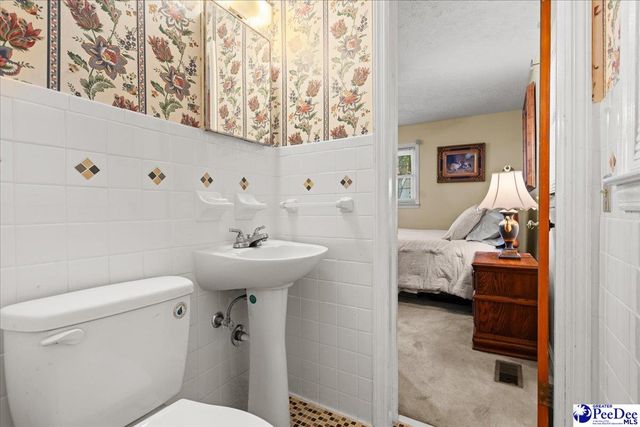 1922 Bellevue Drive, Florence, SC 29501
