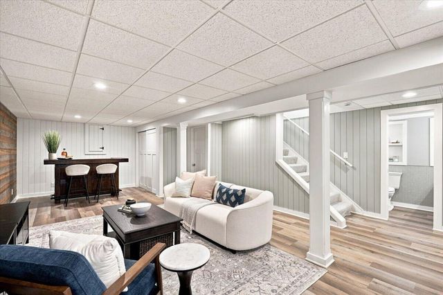 2802 Coventry LANE, Waukesha, WI 53188