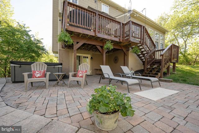903 MAPLEWOOD DR, Douglassville, PA 19518