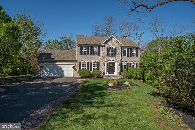 903 MAPLEWOOD DR, Douglassville, PA 19518
