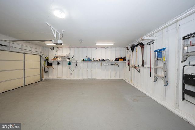 903 MAPLEWOOD DR, Douglassville, PA 19518