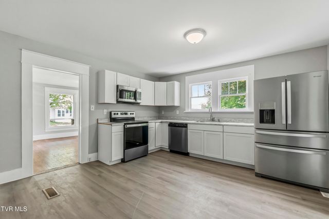 417 West Main Street, Greeneville, TN 37743