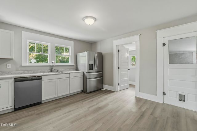 417 West Main Street, Greeneville, TN 37743