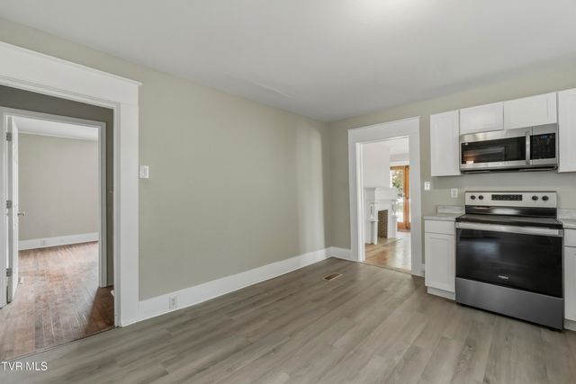 417 West Main Street, Greeneville, TN 37743