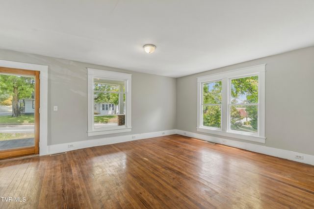 417 West Main Street, Greeneville, TN 37743
