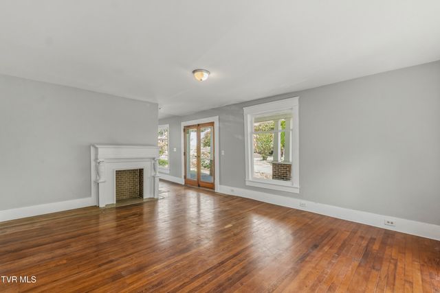 417 West Main Street, Greeneville, TN 37743