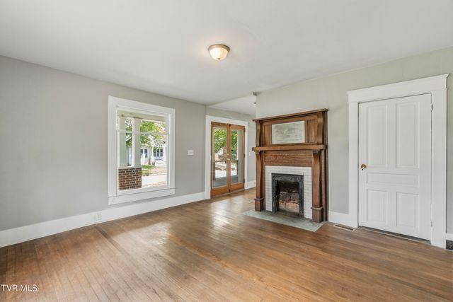 417 West Main Street, Greeneville, TN 37743