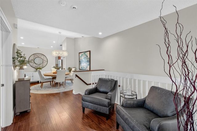 12447 NW 10th Ct D-15, Coral Springs, FL 33071